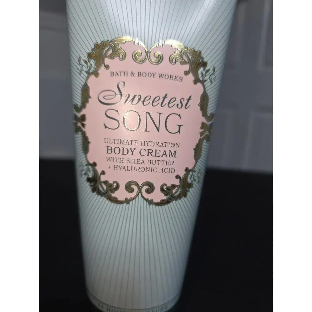Sweetest Song 8 oz Ultimate Hydration Body Cream Bath & Body Works